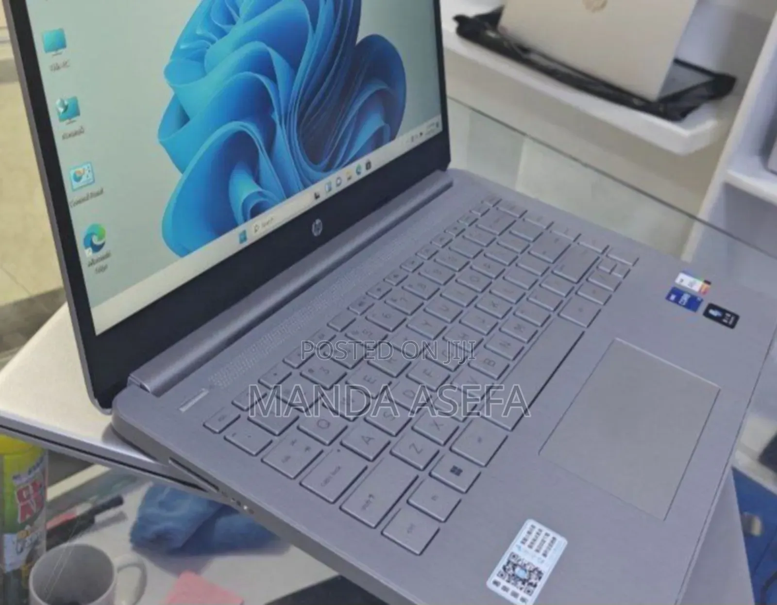 New Laptop HP Stream Notebook 8GB Intel Core I7 SSD 1T
