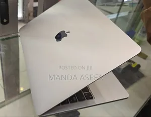 New Laptop Apple MacBook Pro M1 8GB Apple M1 SSD 256GB