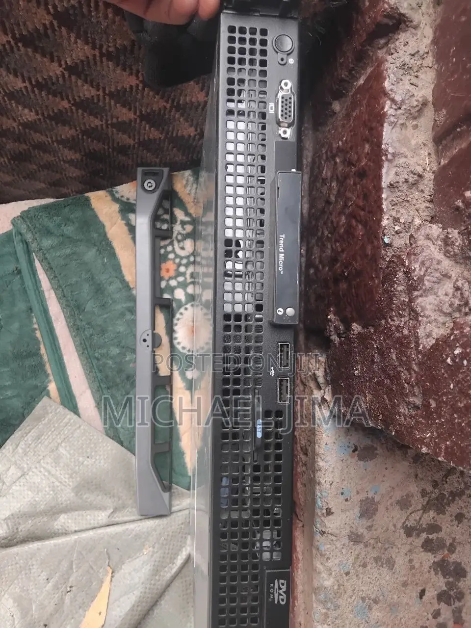 Dell R210 Server