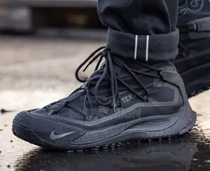 Men's Nike Acg Mountain Fly Low GTX Se Black