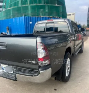 Toyota Tacoma 2014 Blue