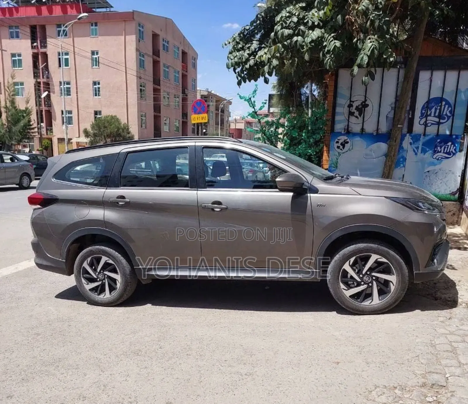 Toyota Rush 2023 Gray