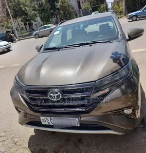 Toyota Rush 2023 Gray