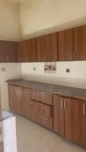 6bdrm Villa in Bole for sale
