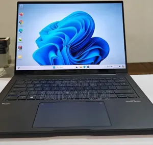 New Laptop Asus Zenbook Duo 14 16GB Intel Core I7 SSD 512GB