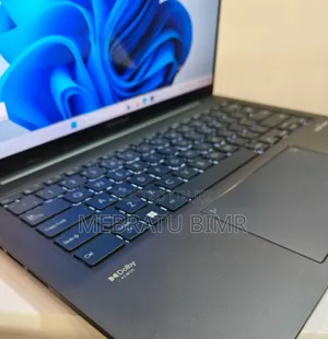 New Laptop Asus Zenbook 14 UX434 16GB Intel Core I7 SSD 512GB