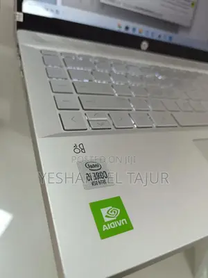 New Laptop HP Pavilion 10 16GB Intel Core I5 SSD 512GB