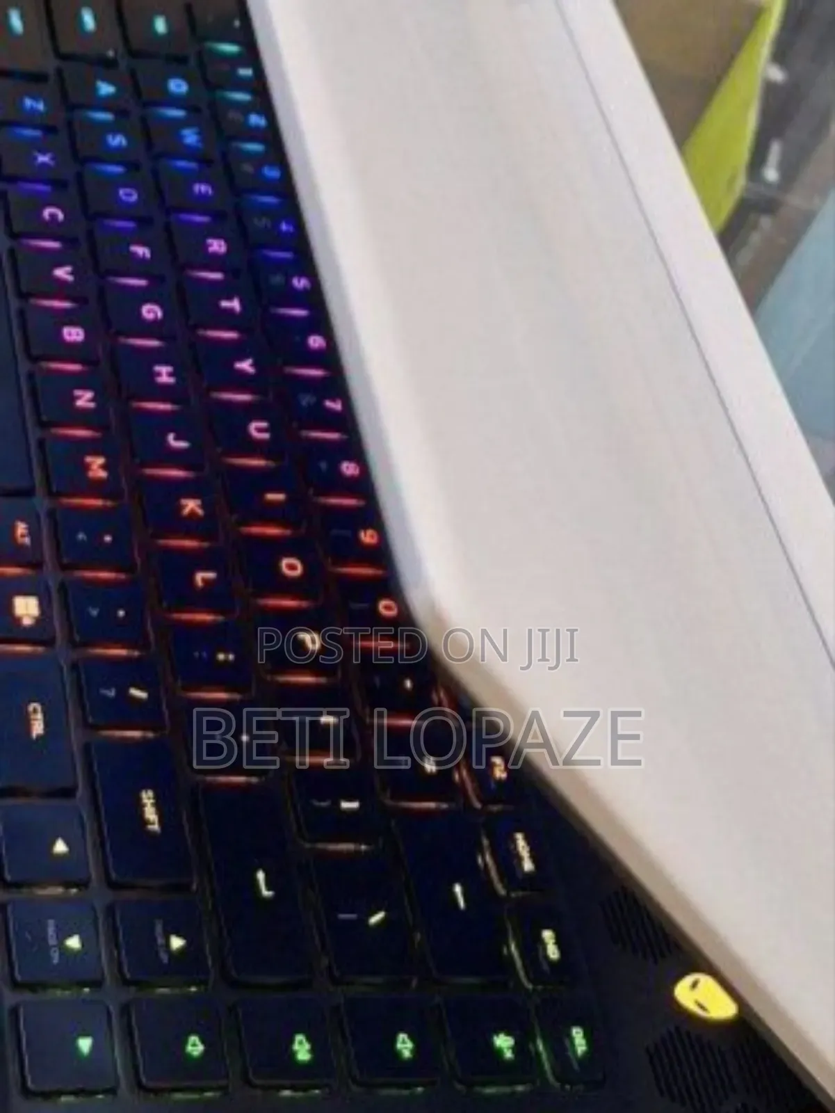 New Laptop Alienware M17x R2 32GB Intel Core I7 SSD 1T