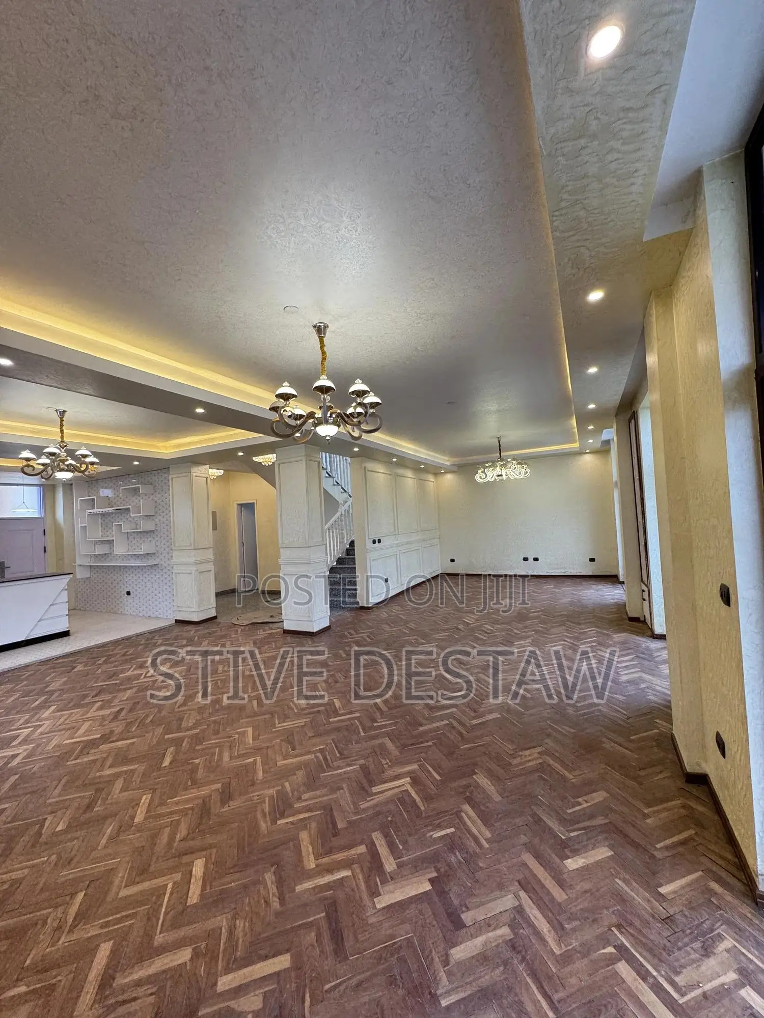 Furnished 6bdrm House in Luxury House, Bole for sale