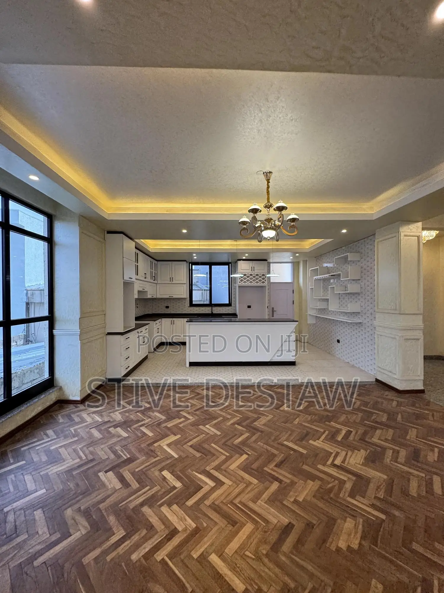 Furnished 6bdrm House in Luxury House, Bole for sale