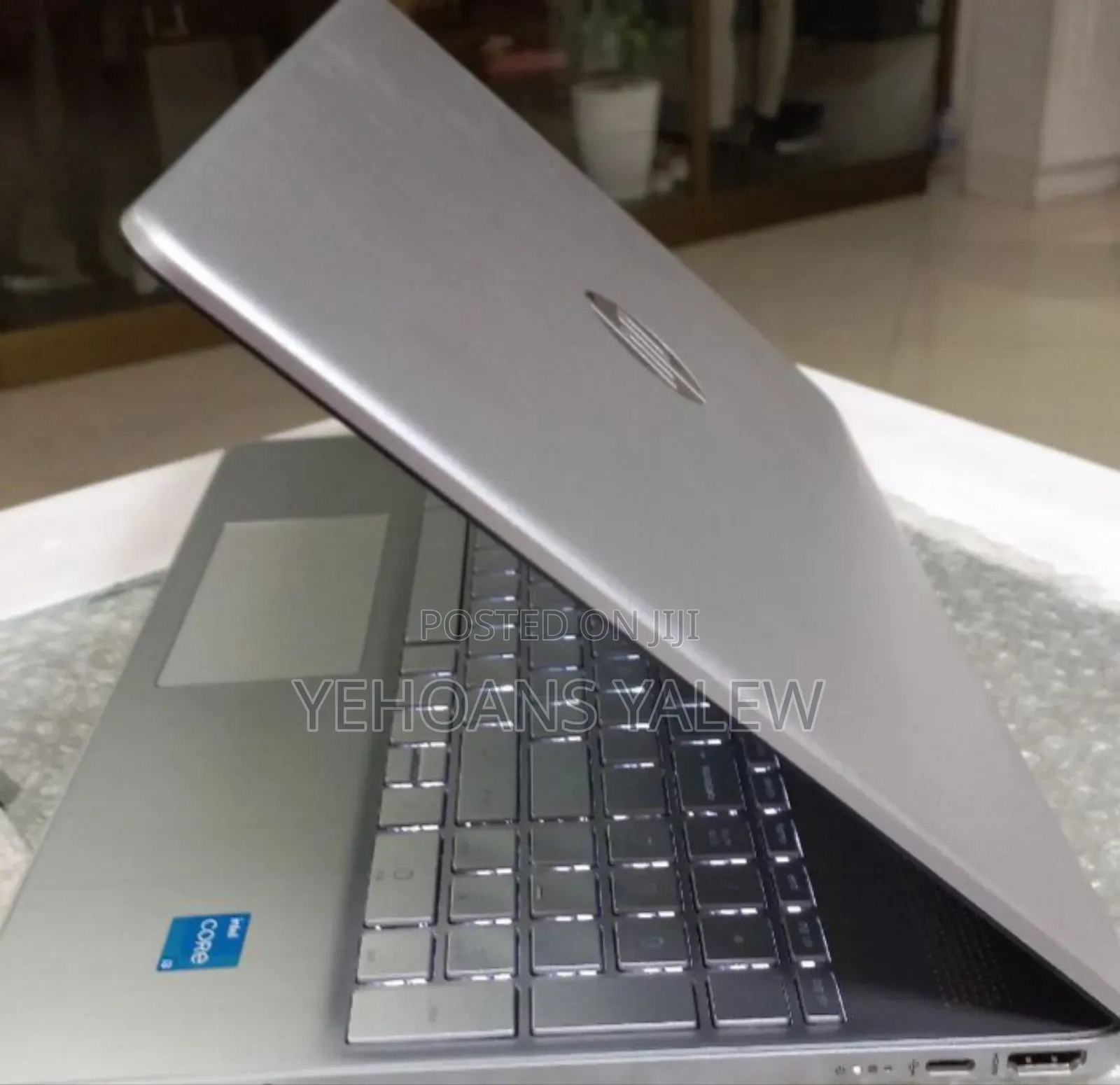 New Laptop HP Stream Notebook 8GB Intel Core I3 SSD 1T