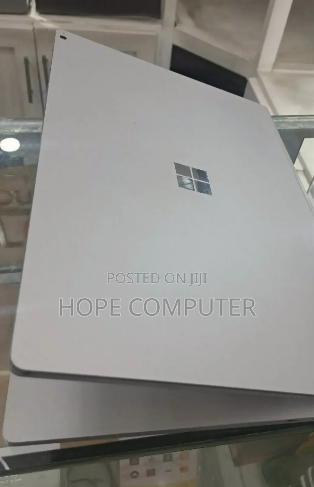 New Laptop Microsoft Surface Book 2 16GB Intel Core I7 SSD 256GB