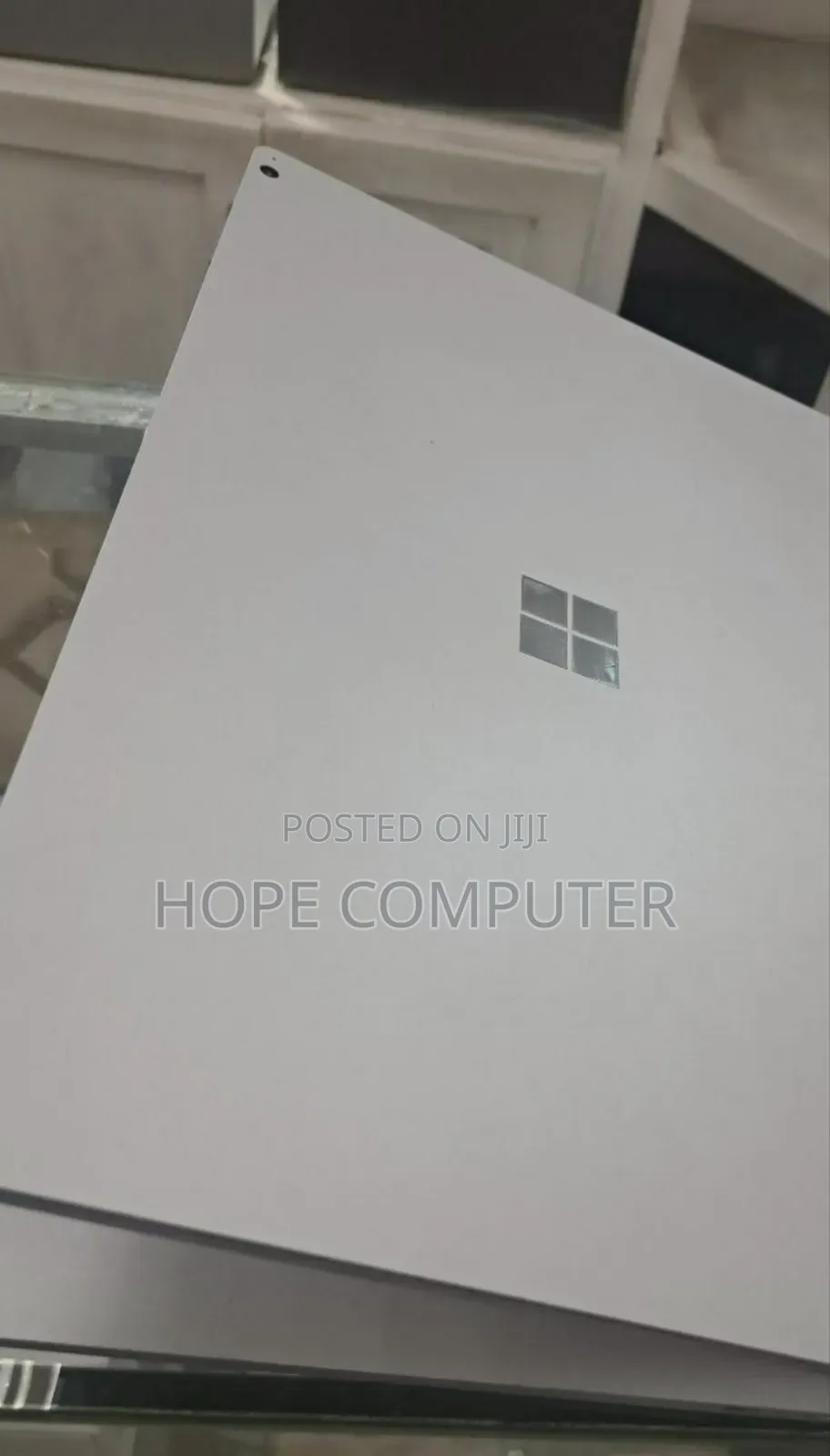 New Laptop Microsoft Surface Book 2 16GB Intel Core I7 SSD 256GB