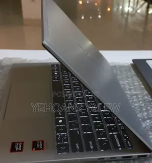 New Laptop HP Pavilion 13 16GB AMD Ryzen 5 SSD 512GB