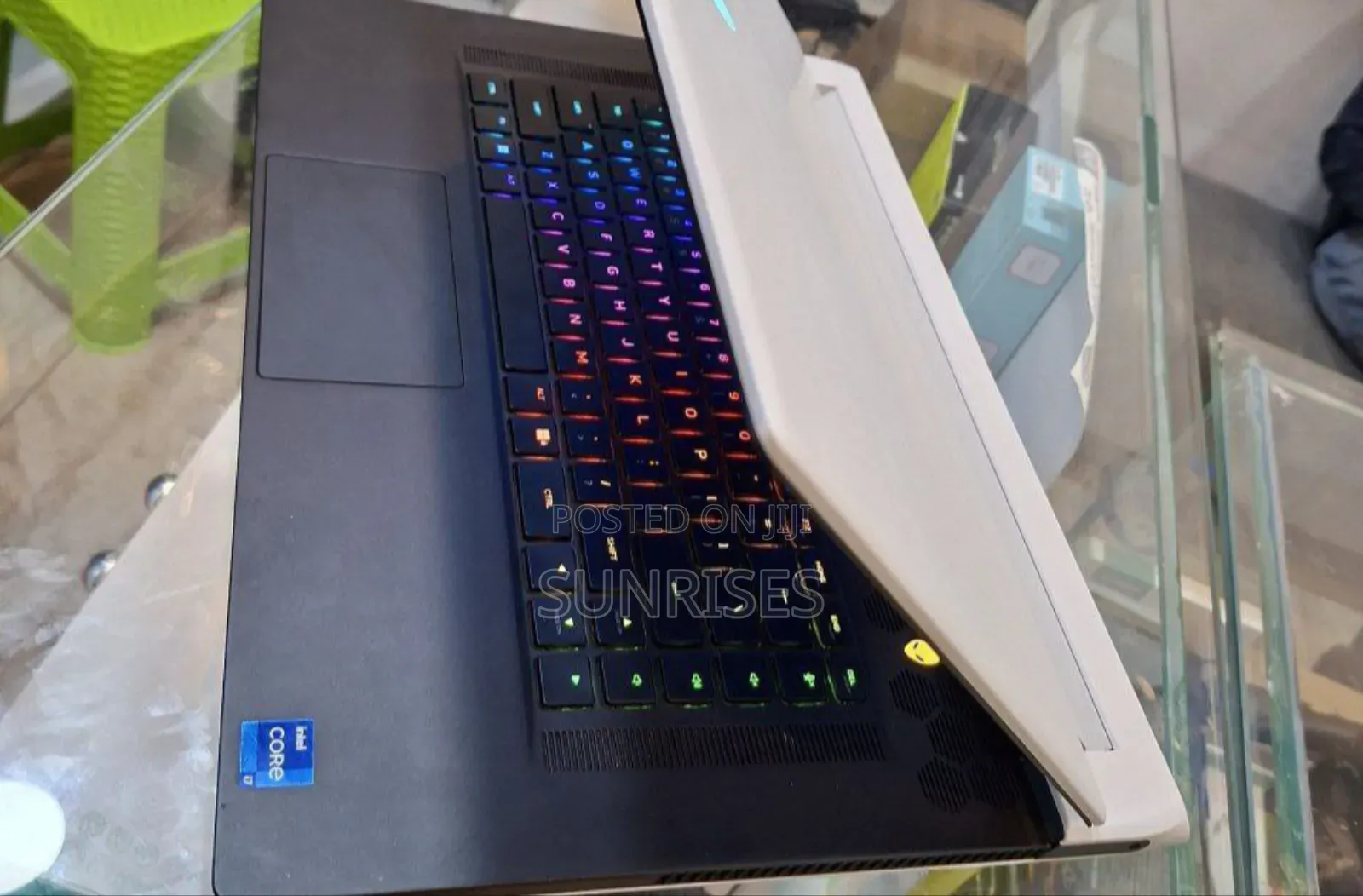 New Laptop Alienware M17x R2 32GB Intel Core I7 SSD 1T