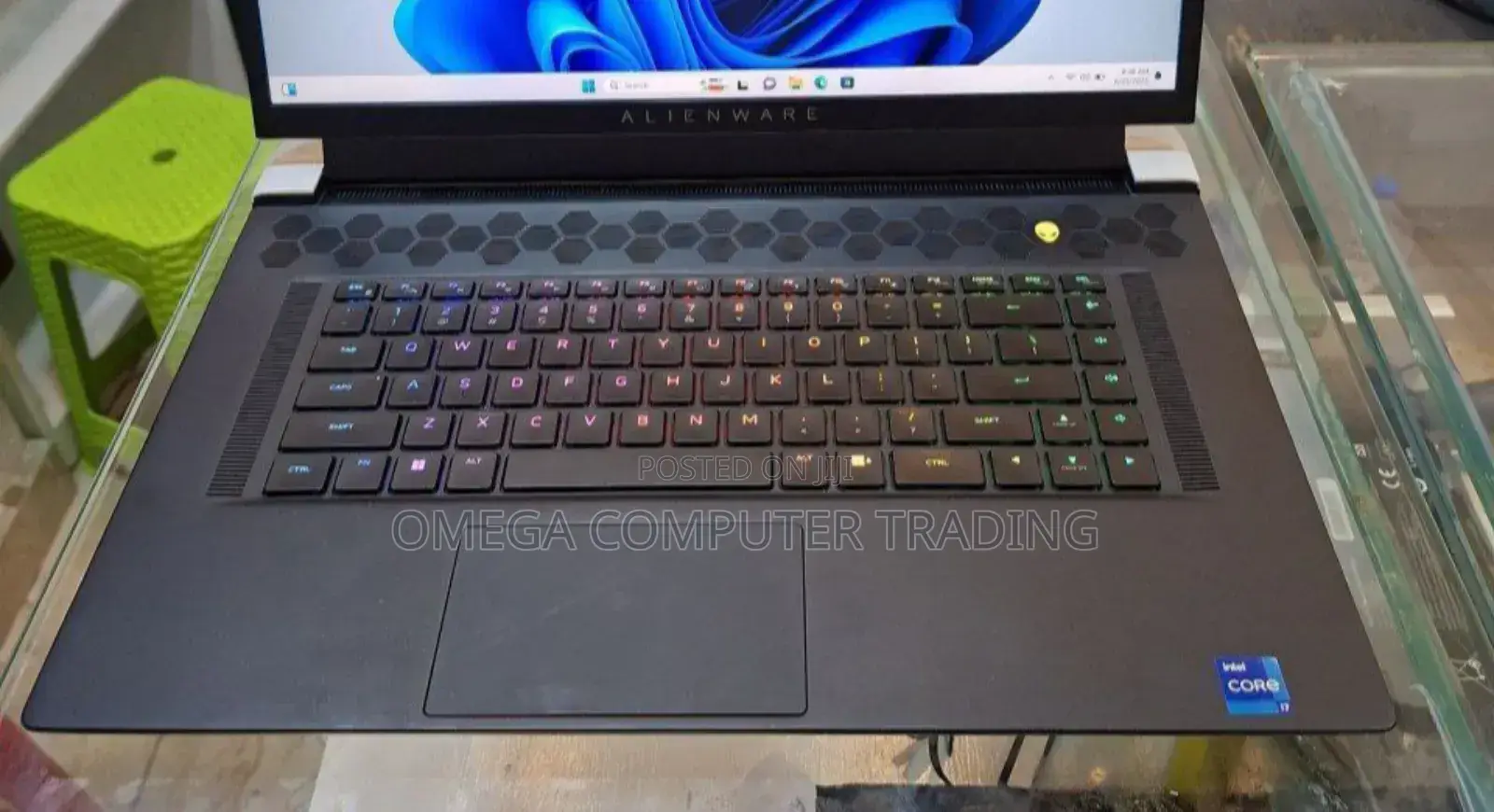 New Laptop Alienware M17x R2 32GB Intel Core i7 SSD 1T