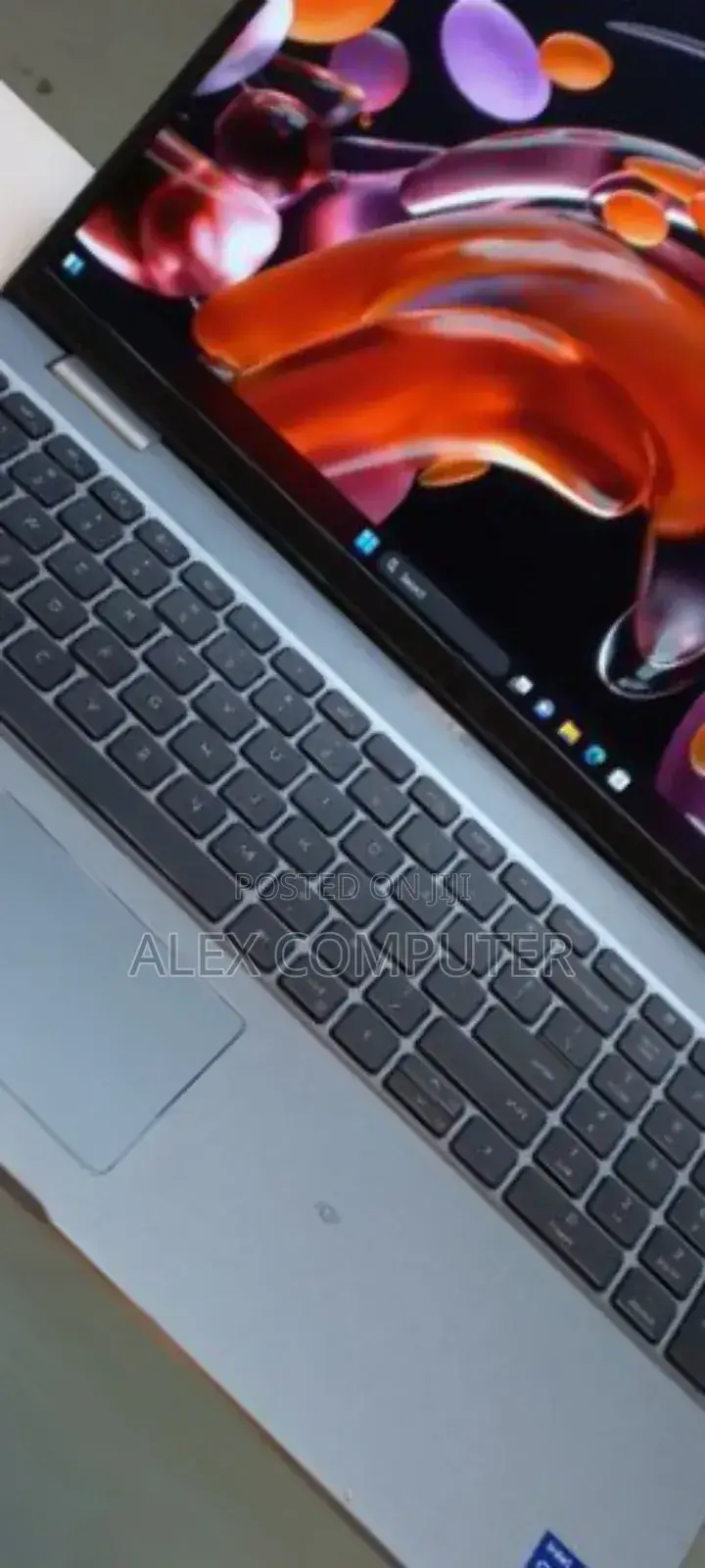 New Laptop Dell Precision 5540 16GB Intel Core I7 SSD 1T