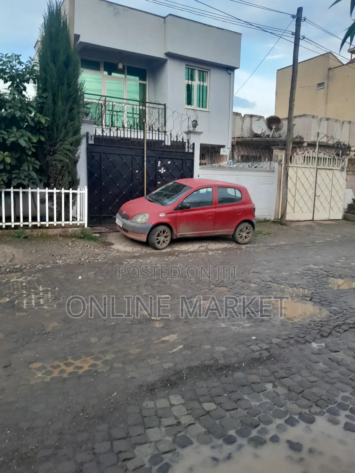 Furnished 4bdrm Villa in Kolfe Keranio for sale