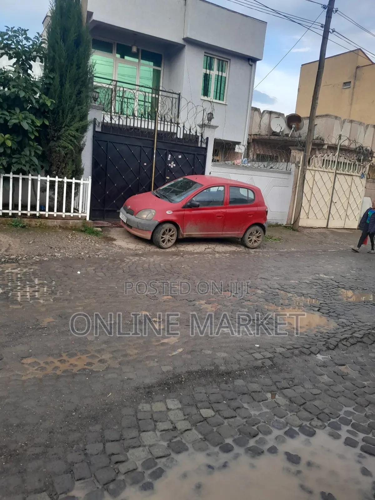 Furnished 4bdrm Villa in Kolfe Keranio for sale