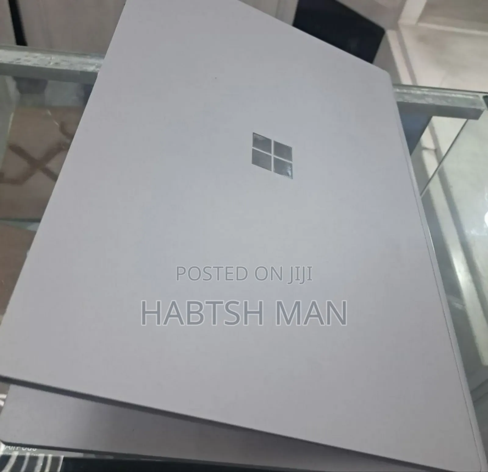 New Laptop Microsoft Surface Book 2 16GB Intel Core I7 SSD 256GB