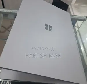 New Laptop Microsoft Surface Book 2 16GB Intel Core I7 SSD 256GB