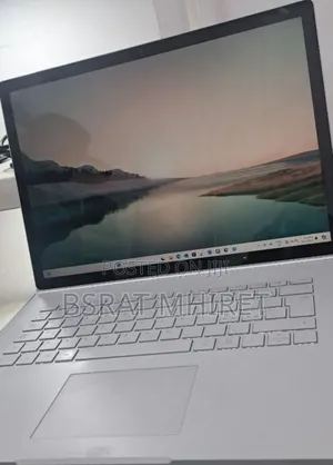 New Laptop Microsoft Surface Book 2 16GB Intel Core I7 SSD 256GB