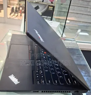 New Laptop Lenovo ThinkPad T495s 16GB AMD Ryzen 5 SSD 512GB