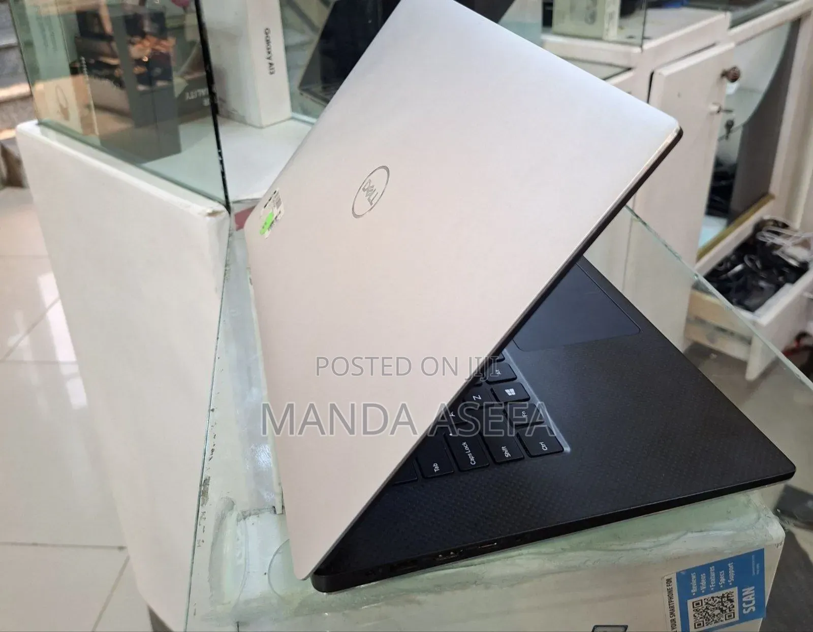 New Laptop Dell Precision 5540 16GB Intel Core I7 SSD 512GB