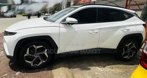 Hyundai Tucson 2021 White