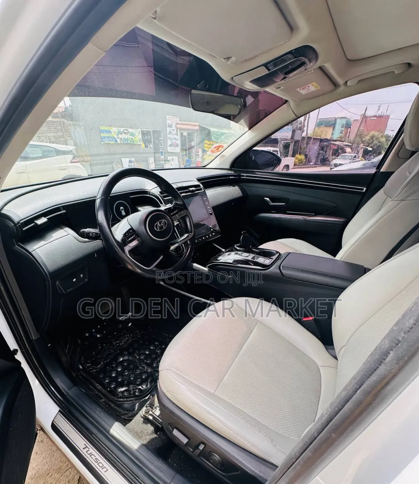 Hyundai Tucson 2021 White