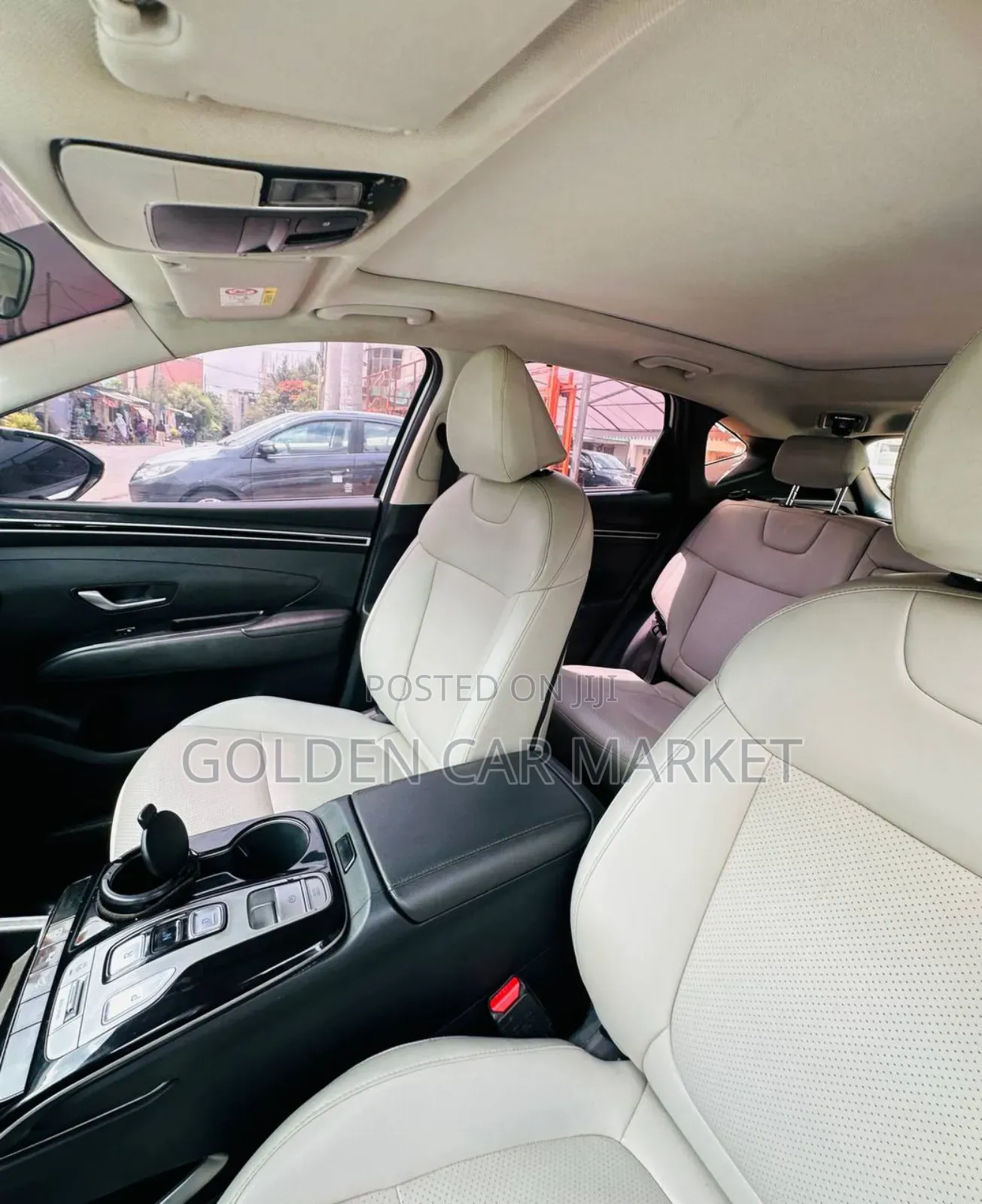 Hyundai Tucson 2021 White