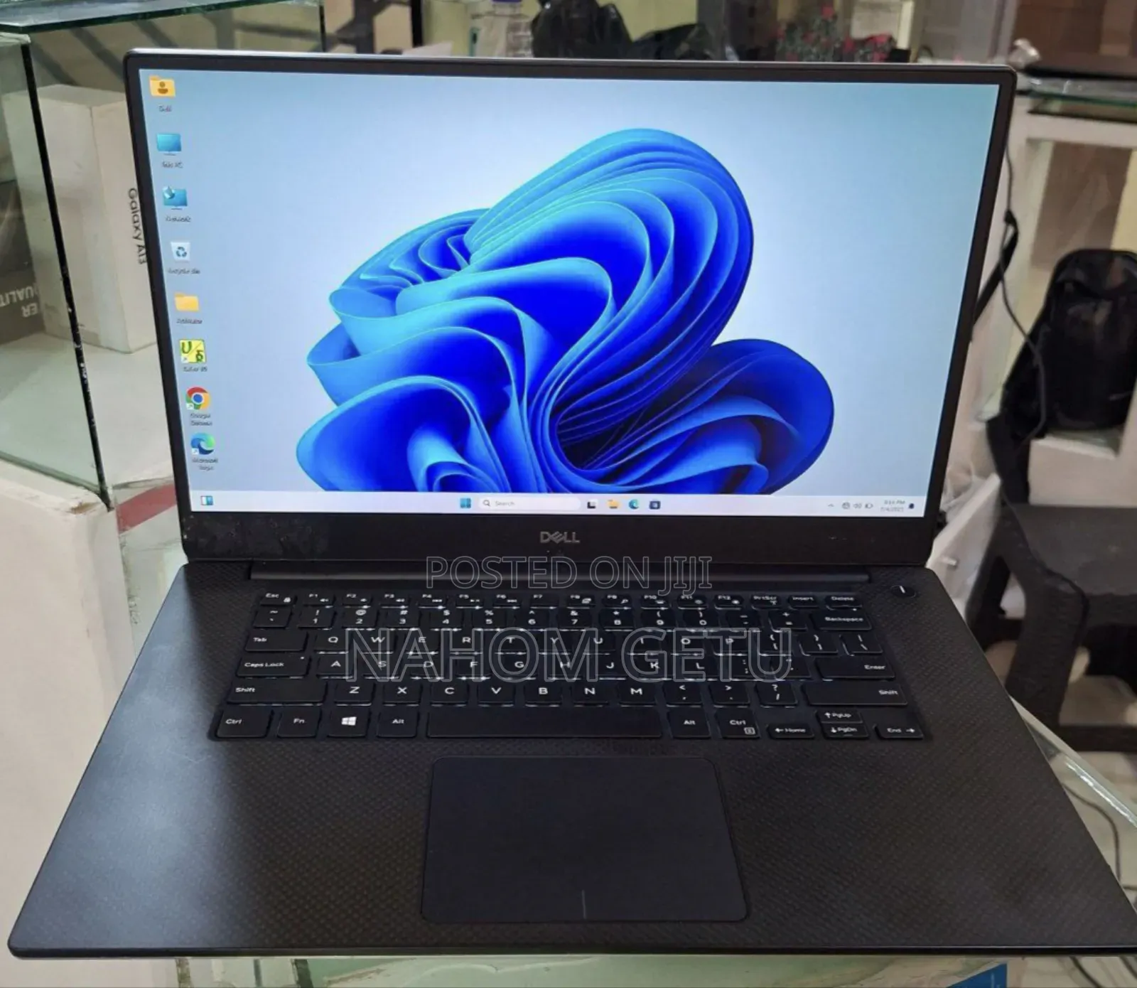 New Laptop Dell Inspiron 15 16GB Intel Core I7 SSD 512GB