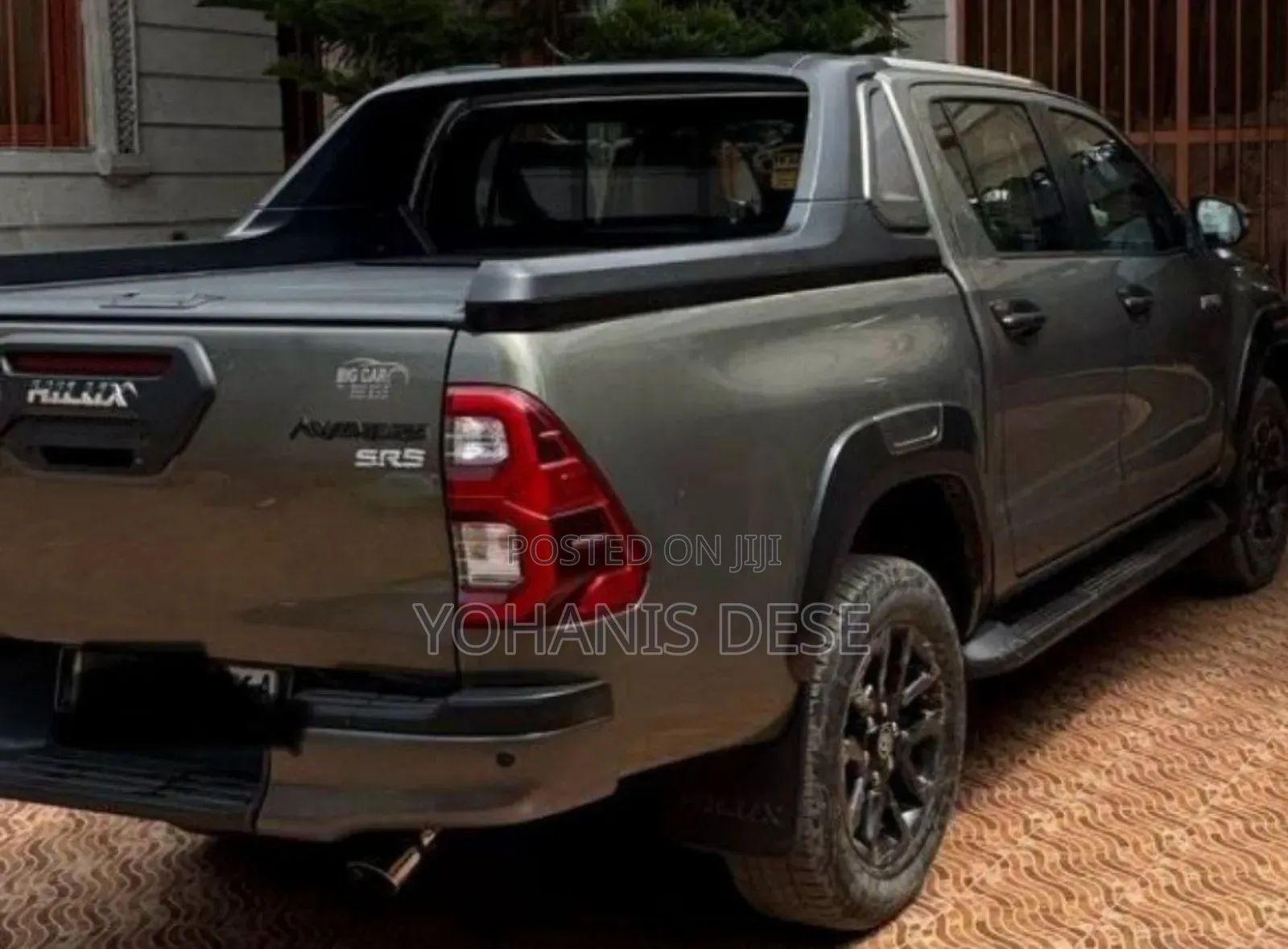 Toyota Hilux 2022 Gray