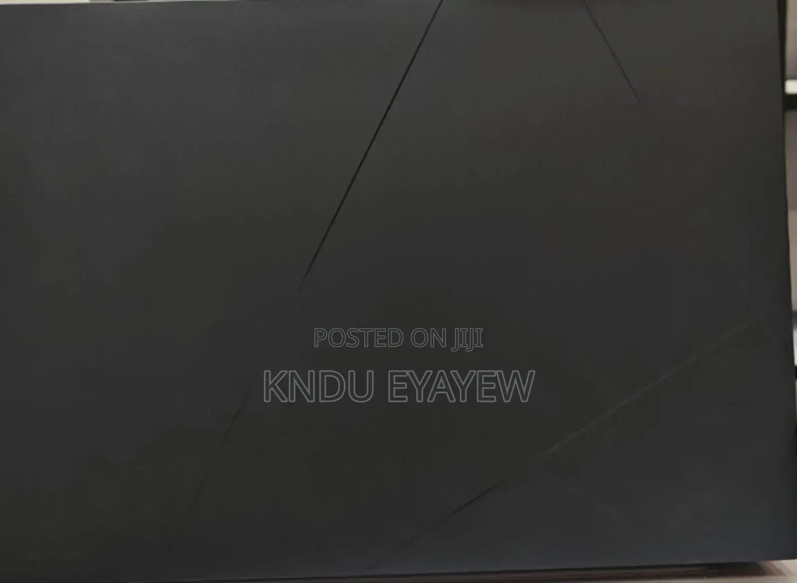 New Laptop Asus ZenBook 13 UX331UN 16GB Intel Core I7 SSD 512GB