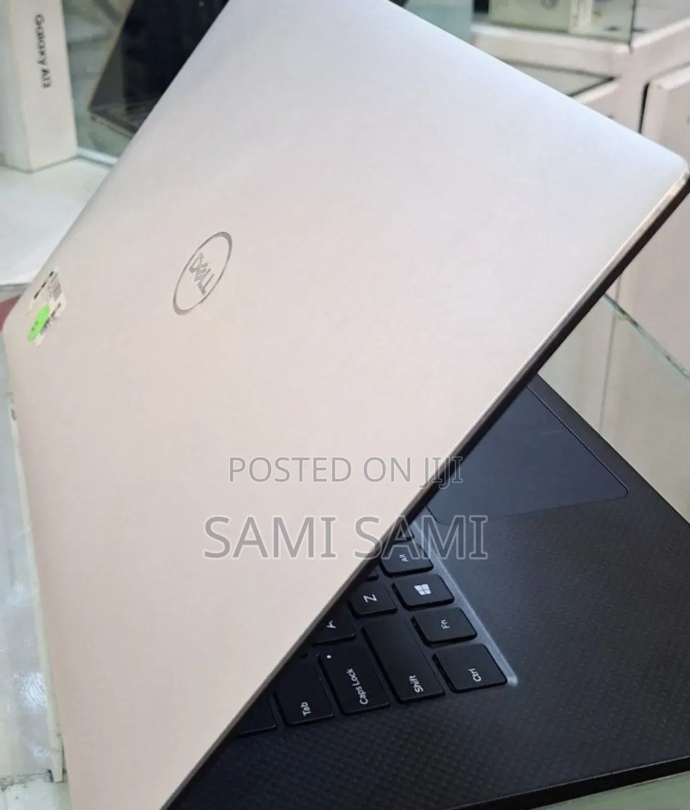 New Laptop Dell Precision 15 5520 16GB Intel Core I7 SSD 512GB