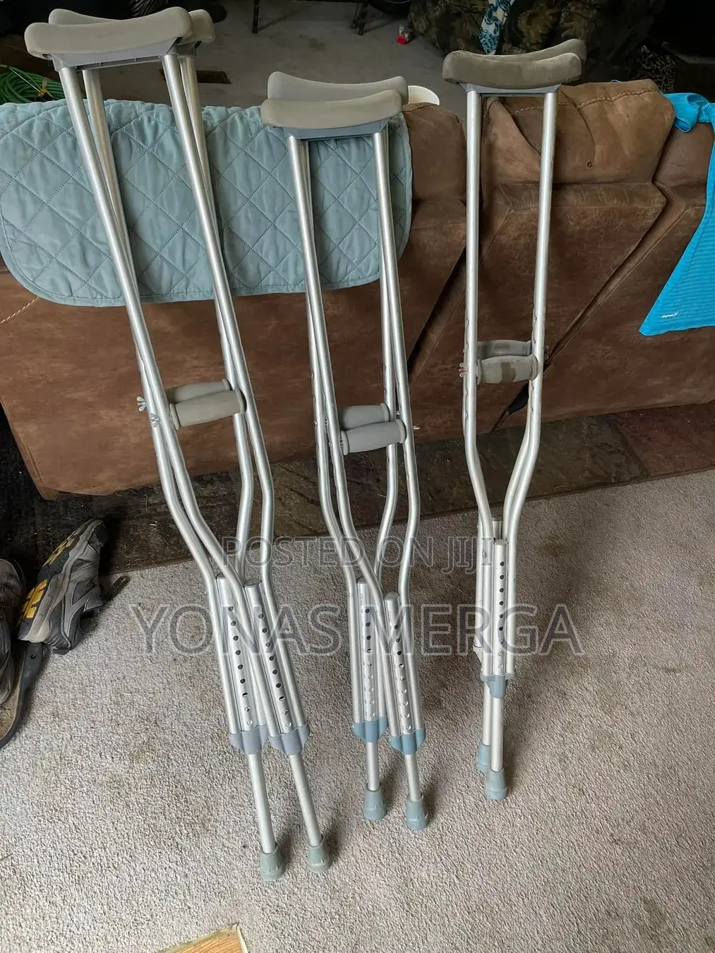 2 Units Crutches博~Axillary Crutches٩٩length to Suit Your Own