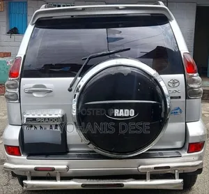 Toyota Land Cruiser 2009 Silver