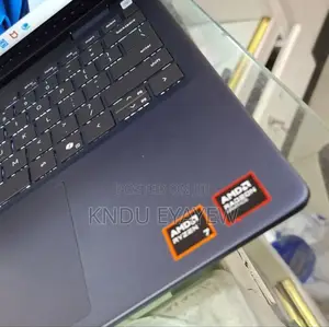 New Laptop Dell 16GB AMD Ryzen 7 SSD 1T