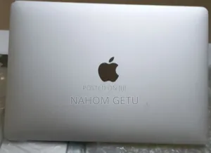 New Laptop Apple MacBook Pro 2017 8GB Intel Core I5 SSD 256GB