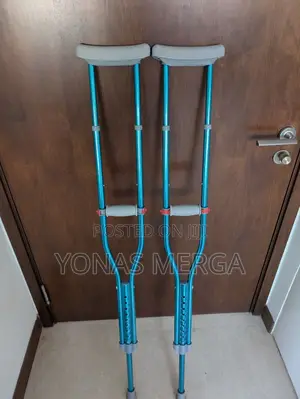 Photo - Crutches/Adjustable Crutch 300 Lb. Weight Capacity, 8 Pr/Cs