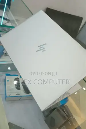 New Laptop HP EliteBook 840 G8 16GB Intel Core I7 SSD 512GB