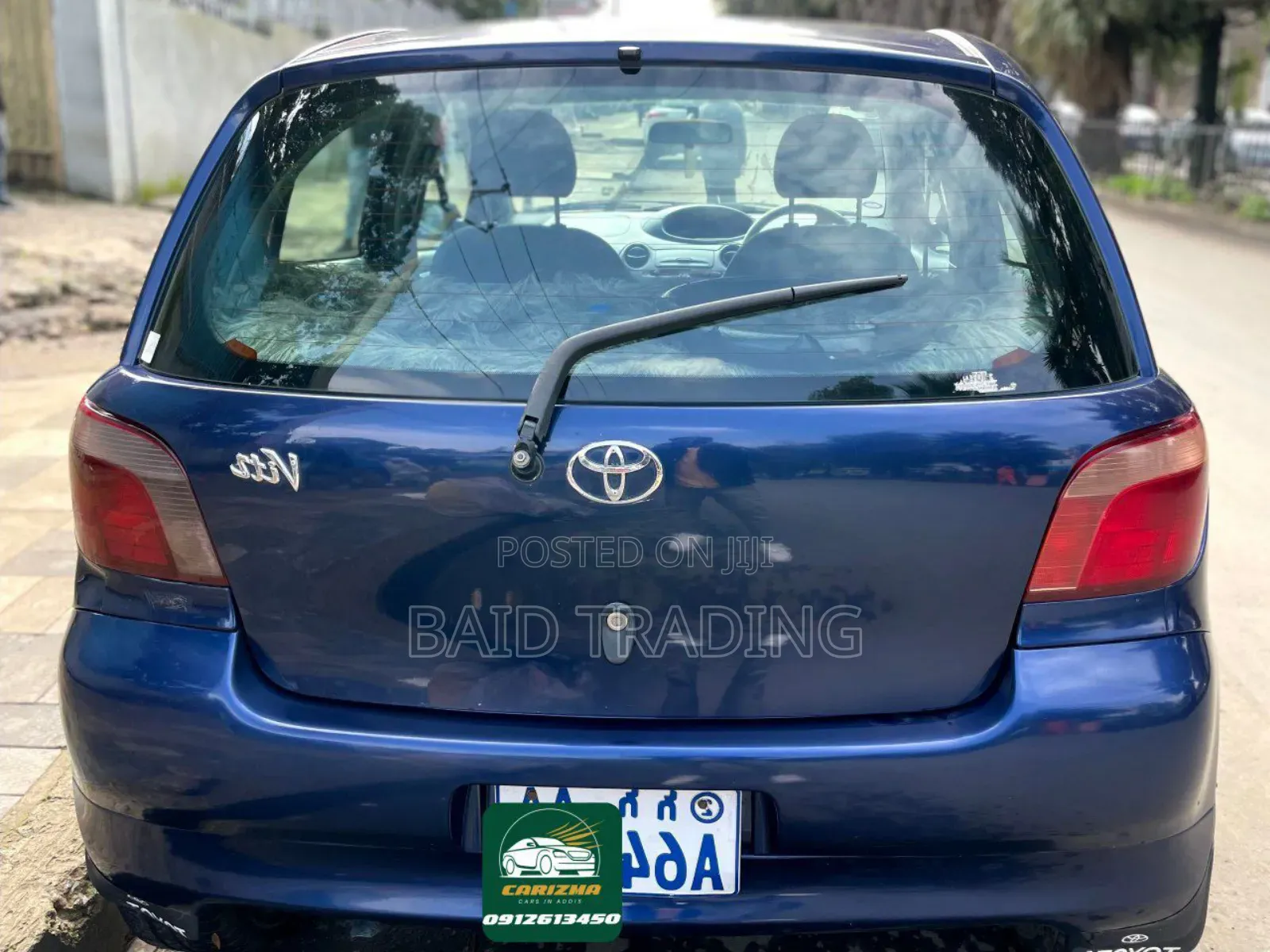 Toyota Vitz 2000 Blue