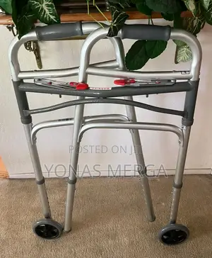 Photo - Wheeled Adjustable Trough Walker令٩walker~Trough Walker – A