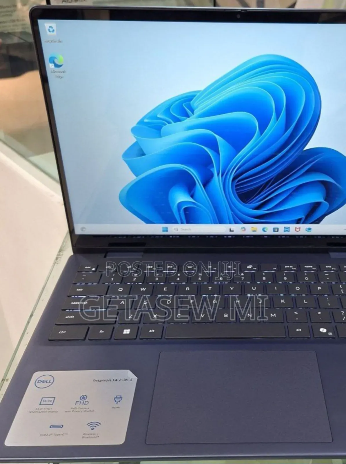 New Laptop Dell Inspiron 16 5620 16GB AMD Ryzen 7 SSD 1T