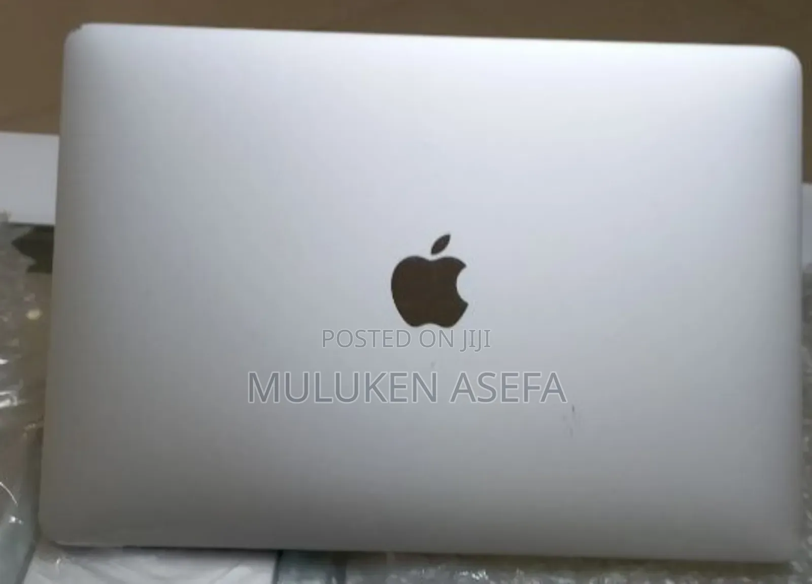 New Laptop Apple MacBook Pro 2017 8GB Intel Core I5 SSD 256GB