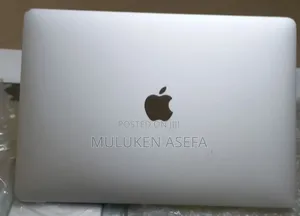 Photo - New Laptop Apple MacBook Pro 2017 8GB Intel Core I5 SSD 256GB