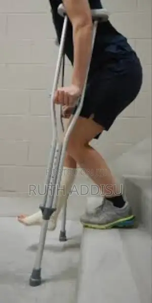 Crutches黨團crutches有助bilateral Crutches較高crutches轉移crutches