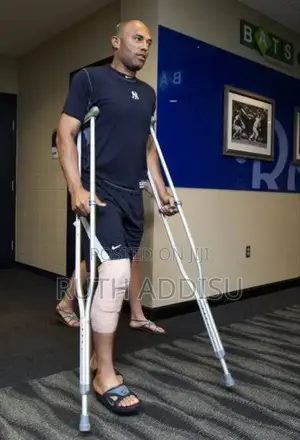 Photo - Crutches與否crutches鷞㯲crutches半年axillary Crutches去玩crutches