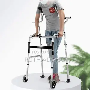 Photo - Medical Walker當然almunium Crutches呪說walker地球medical Walker