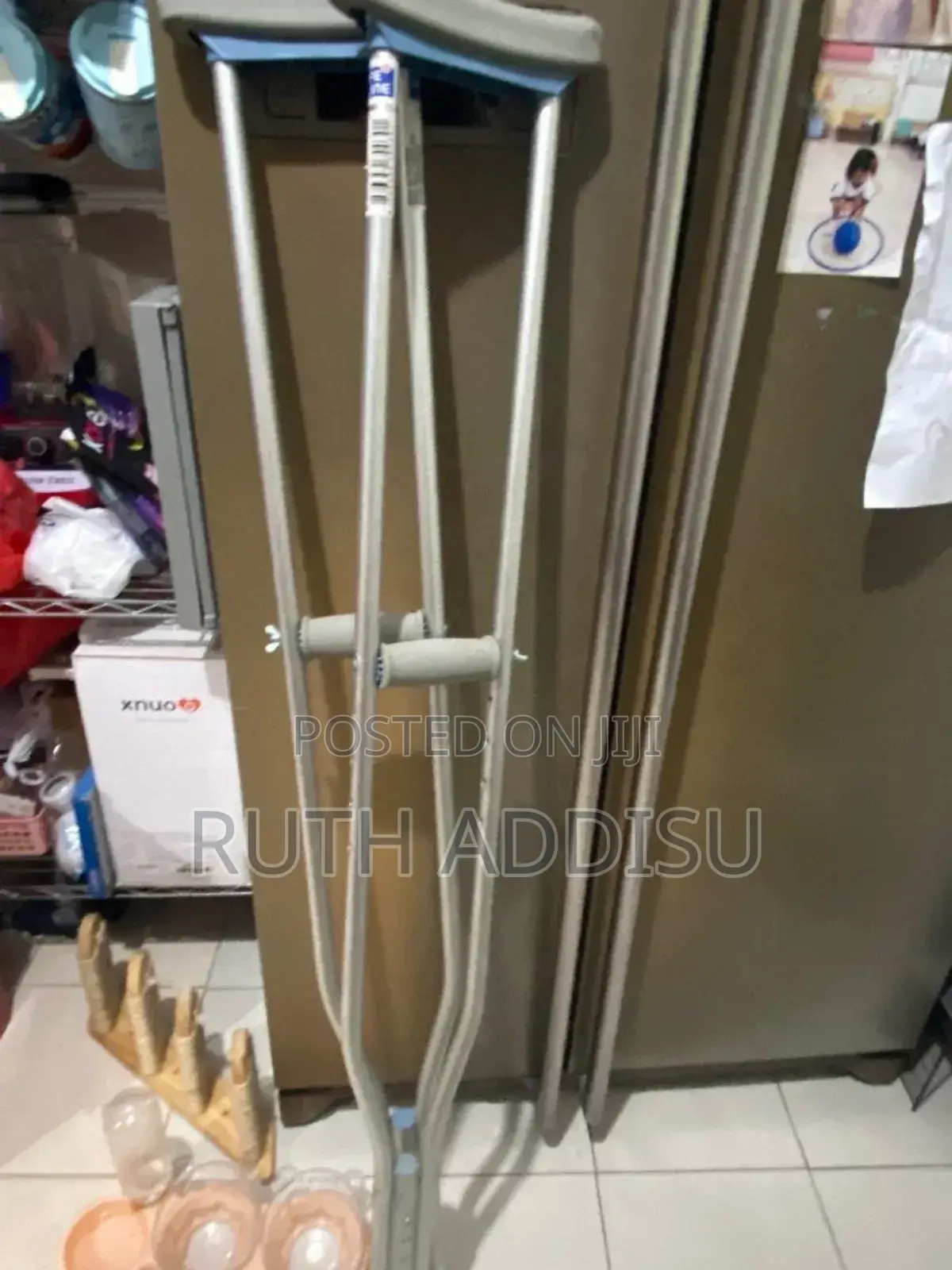 Axillary Bilateral Crutches鎮守bilateral Axillary Crutches